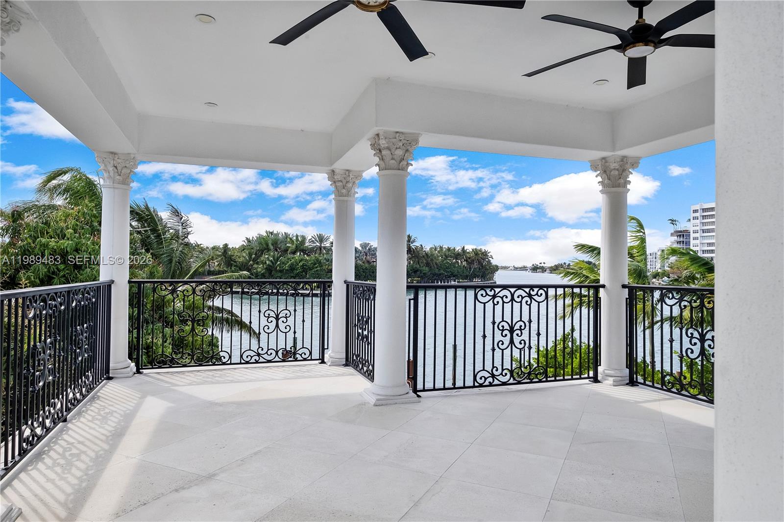 ALTOS DEL MAR NO 5 - Residential