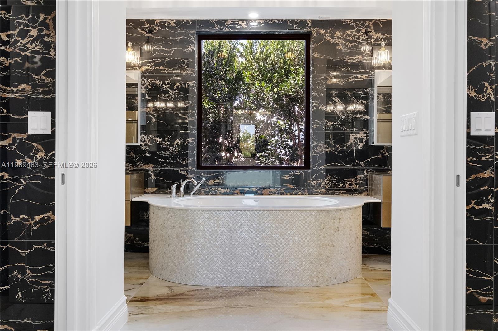 ALTOS DEL MAR NO 5 - Residential