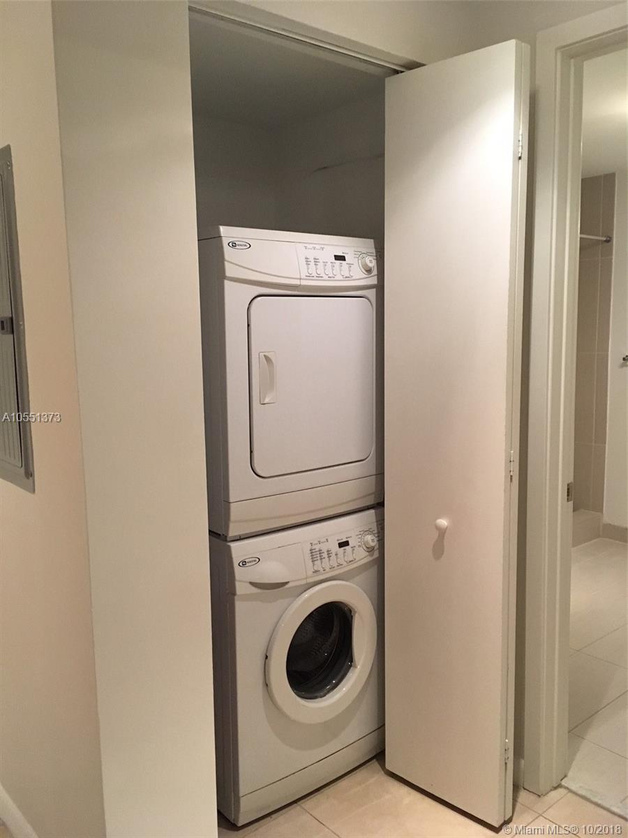 Midblock Miami Condo - Residential Lease