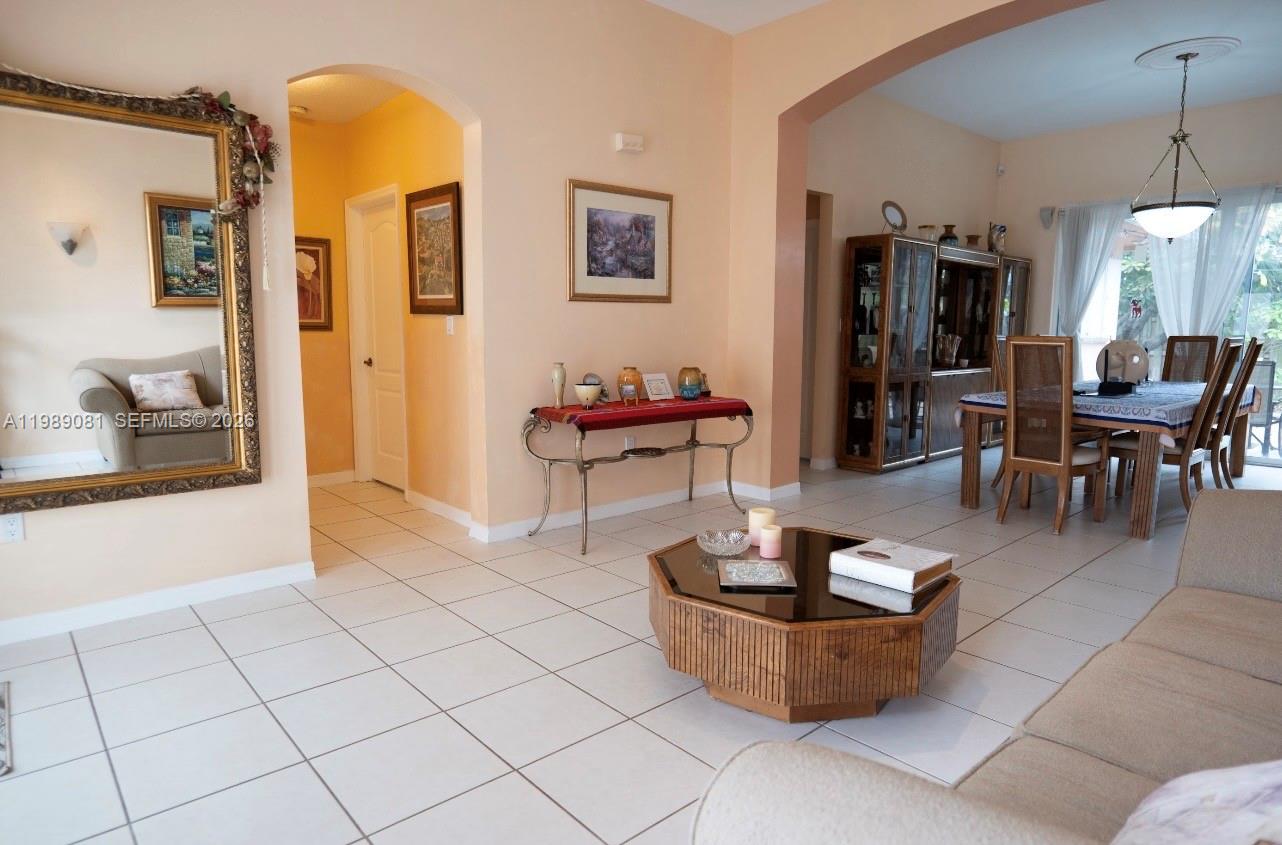 GARDEN HILLS WEST - Residential