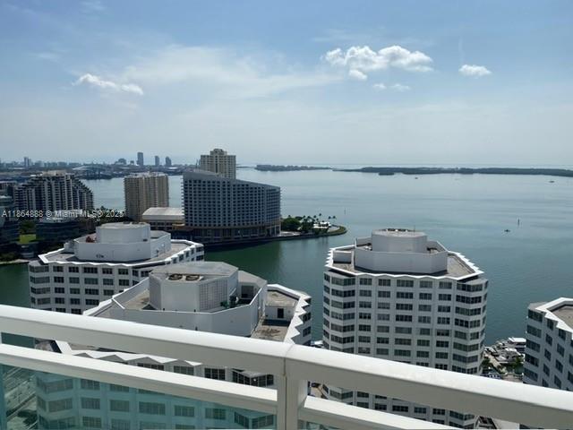 950 Brickell Bay Dr 2711