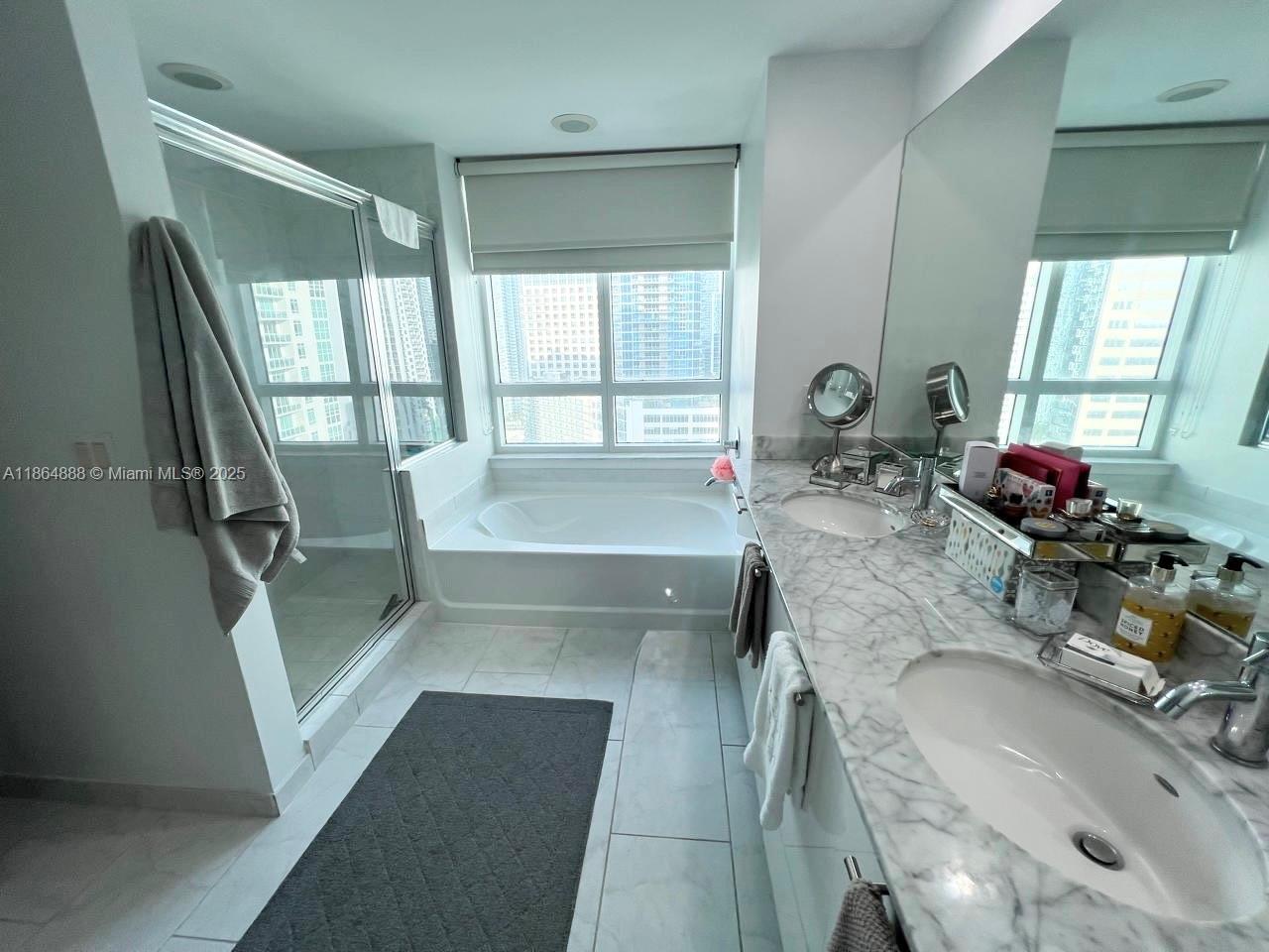 THE PLAZA 851 BRICKELL CO - Residential Lease