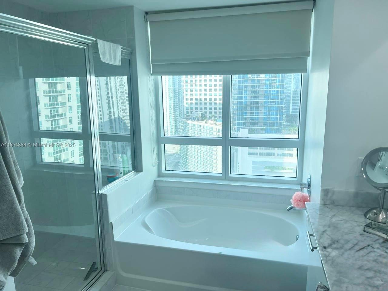 THE PLAZA 851 BRICKELL CO - Residential Lease