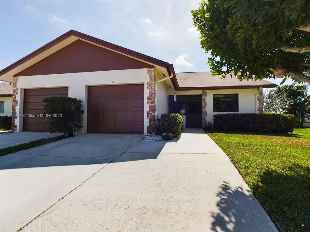 Photo of 124 Moccasin Trl S, Jupiter, FL 33458 (MLS # A11351401)