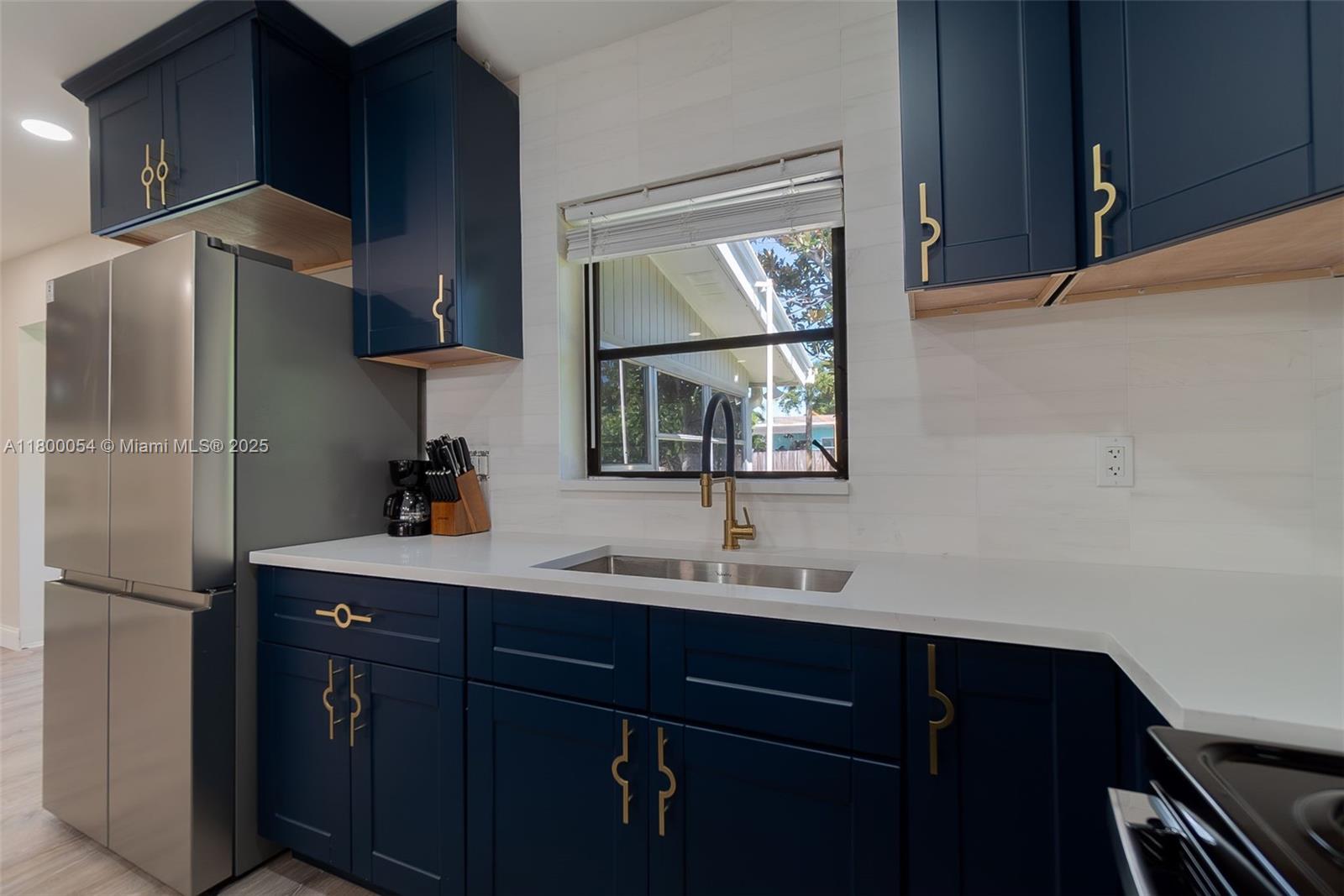 NORTH PALM BEACH VILLAGE - Residential Lease
