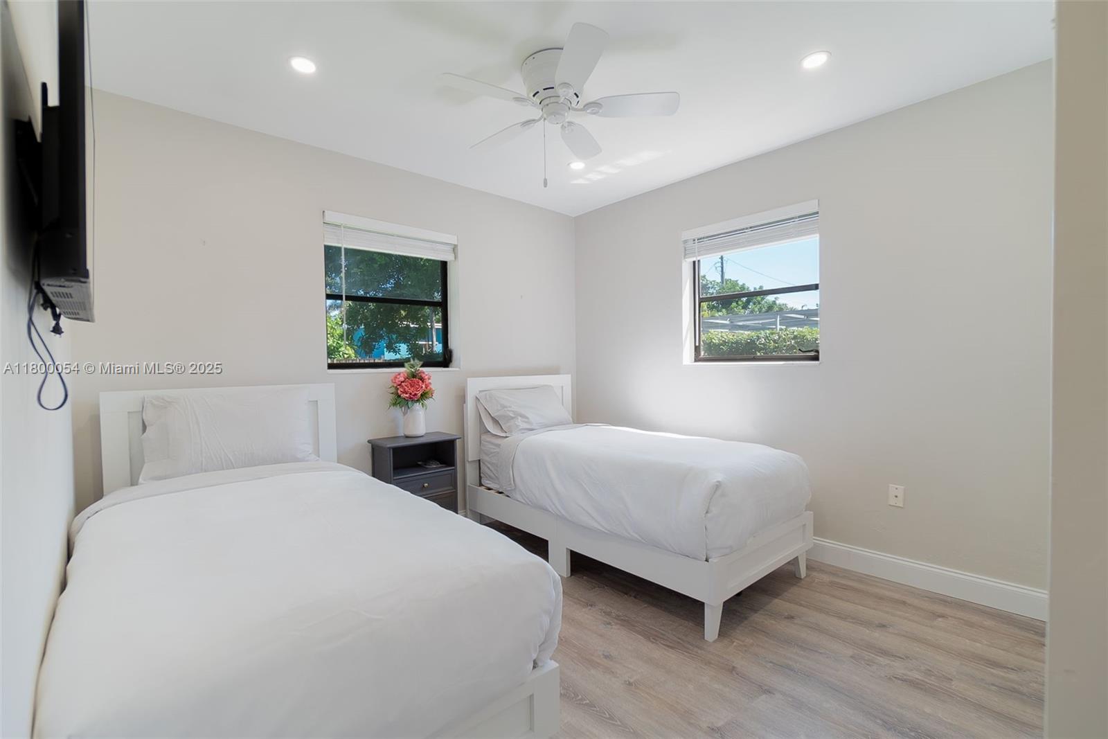NORTH PALM BEACH VILLAGE - Residential Lease