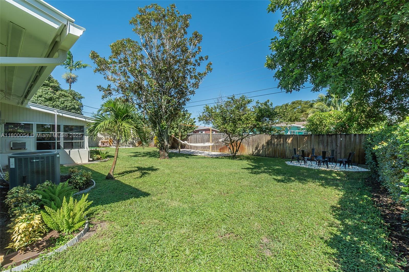 NORTH PALM BEACH VILLAGE - Residential Lease