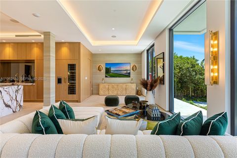 2499 N Meridian Ave Miami Beach FL 33140