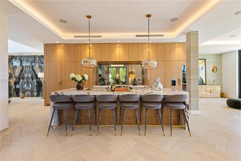 2499 N Meridian Ave Miami Beach FL 33140