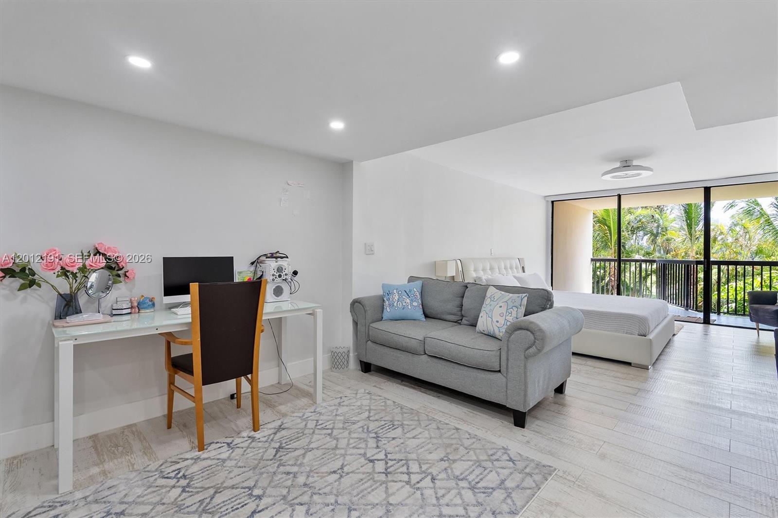 CORONADO CONDO- TOWER II - Residential