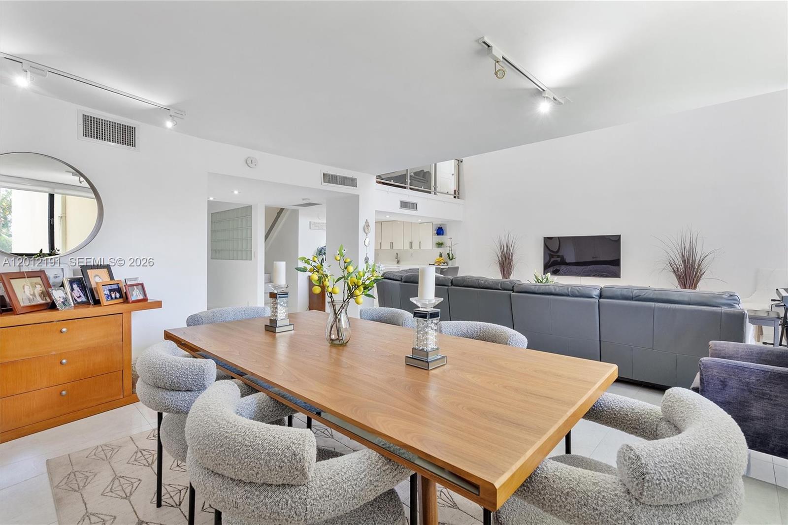 CORONADO CONDO- TOWER II - Residential