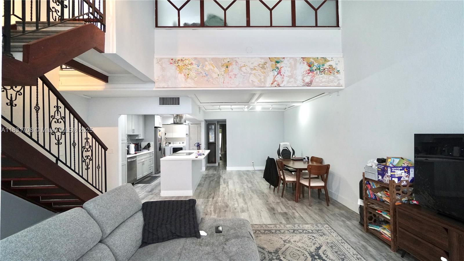 741 E Coco Plum Cir 2