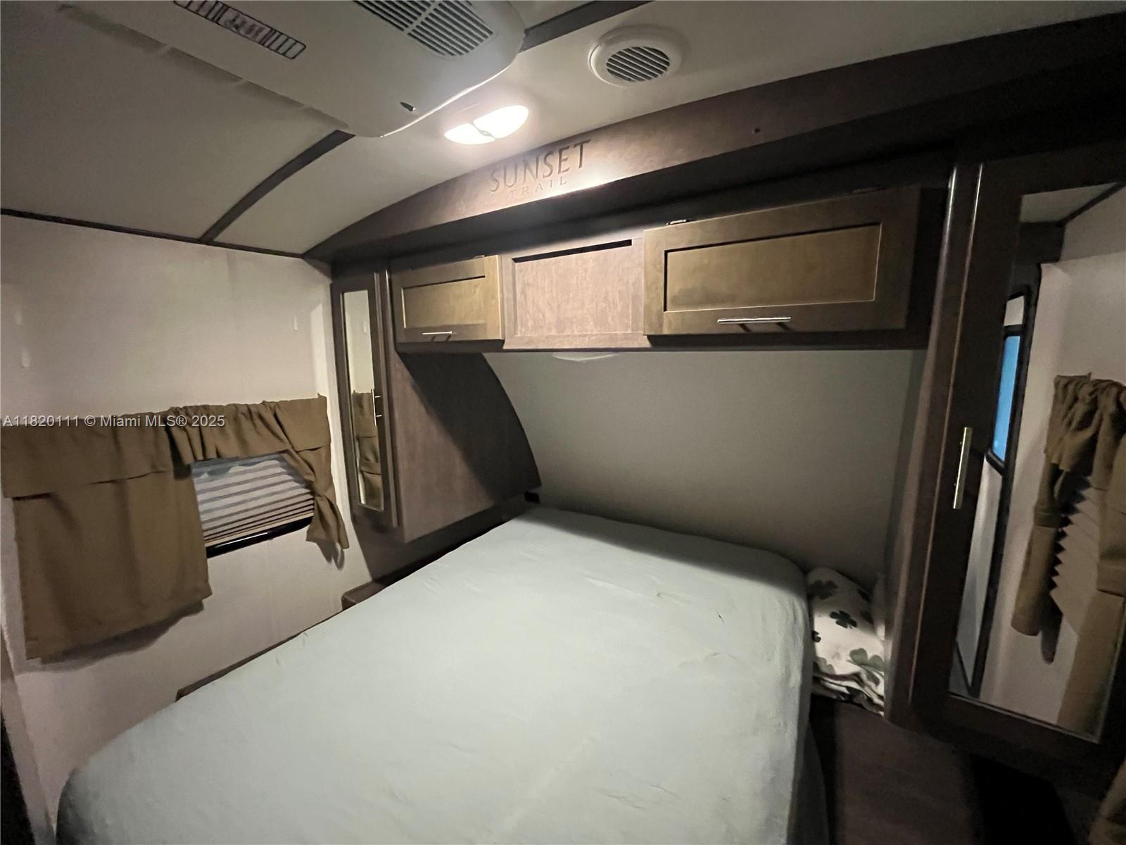 SKY VISTA - Residential Lease