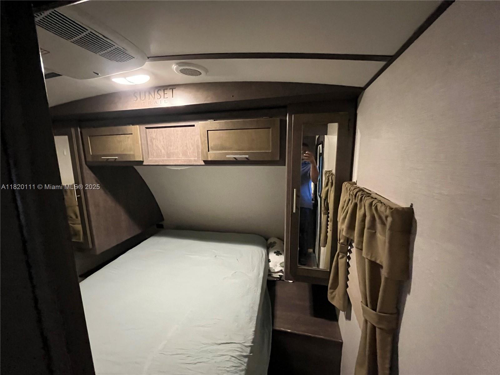 SKY VISTA - Residential Lease