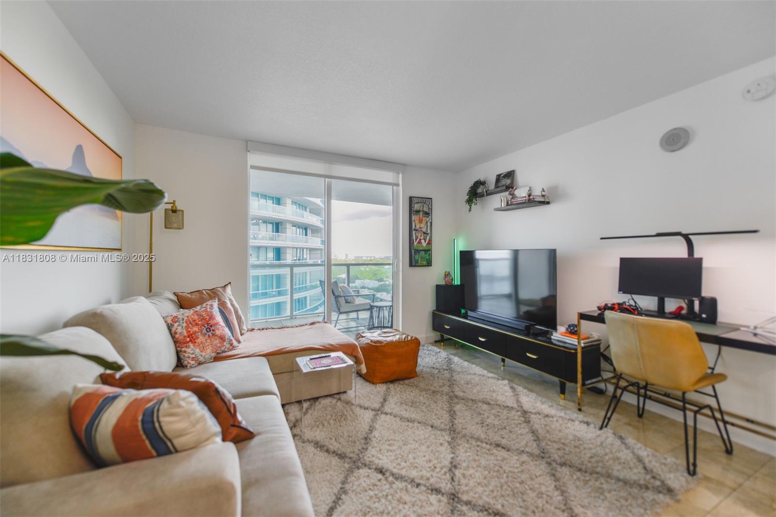 2101 Brickell Ave 2009