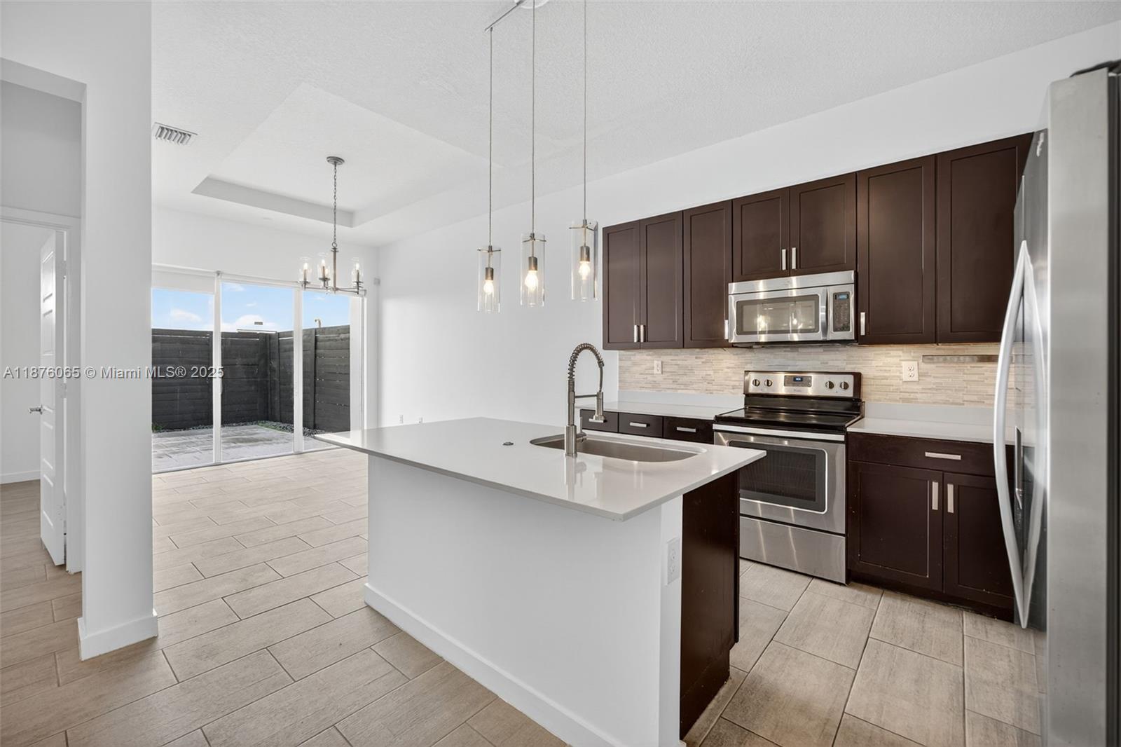 VENETIAN PARC - Residential