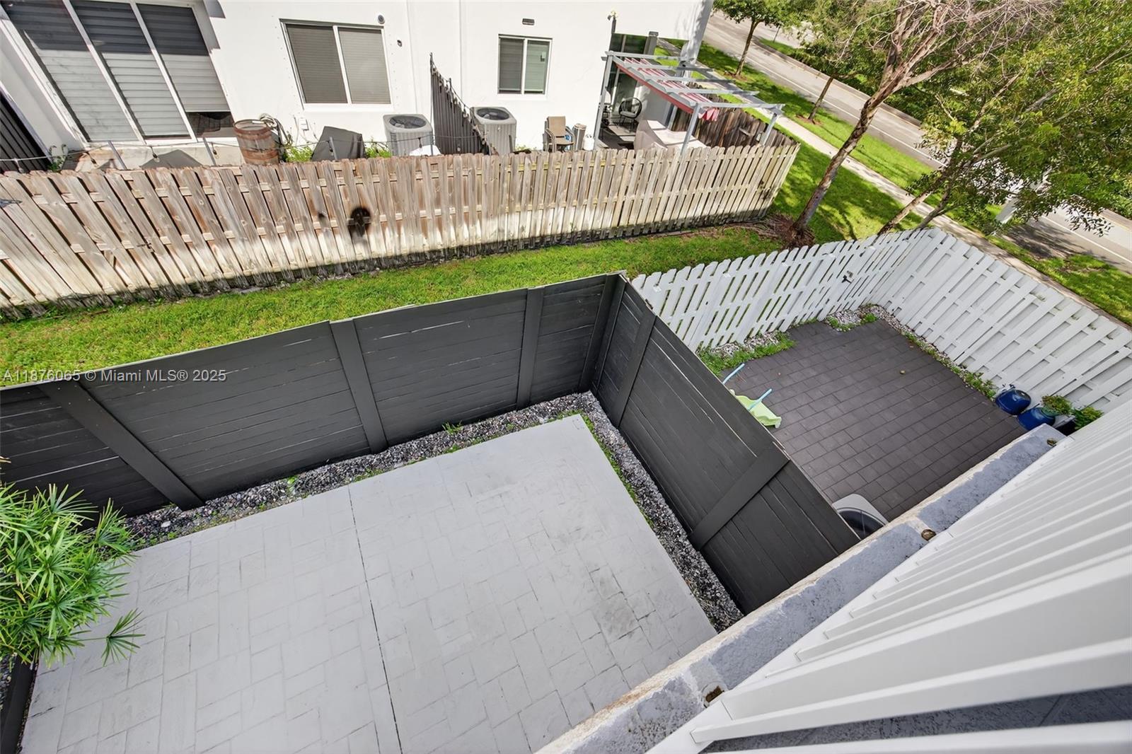 VENETIAN PARC - Residential