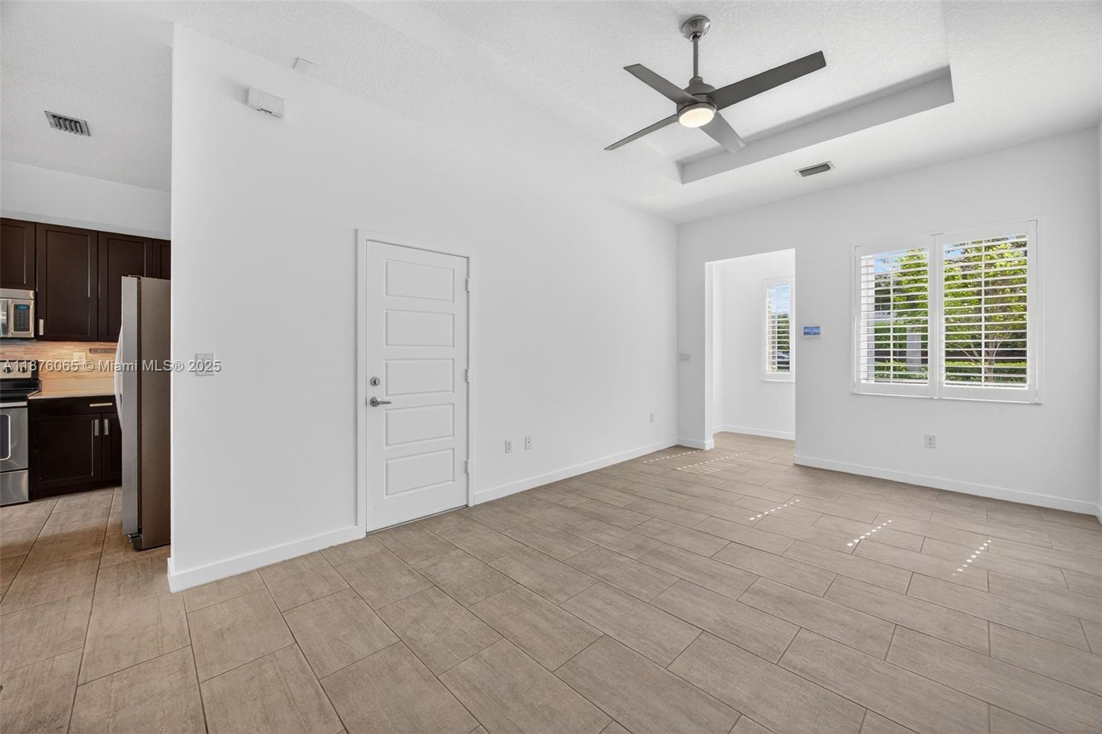 VENETIAN PARC - Residential