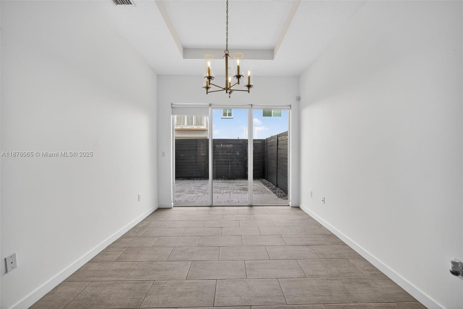 VENETIAN PARC - Residential