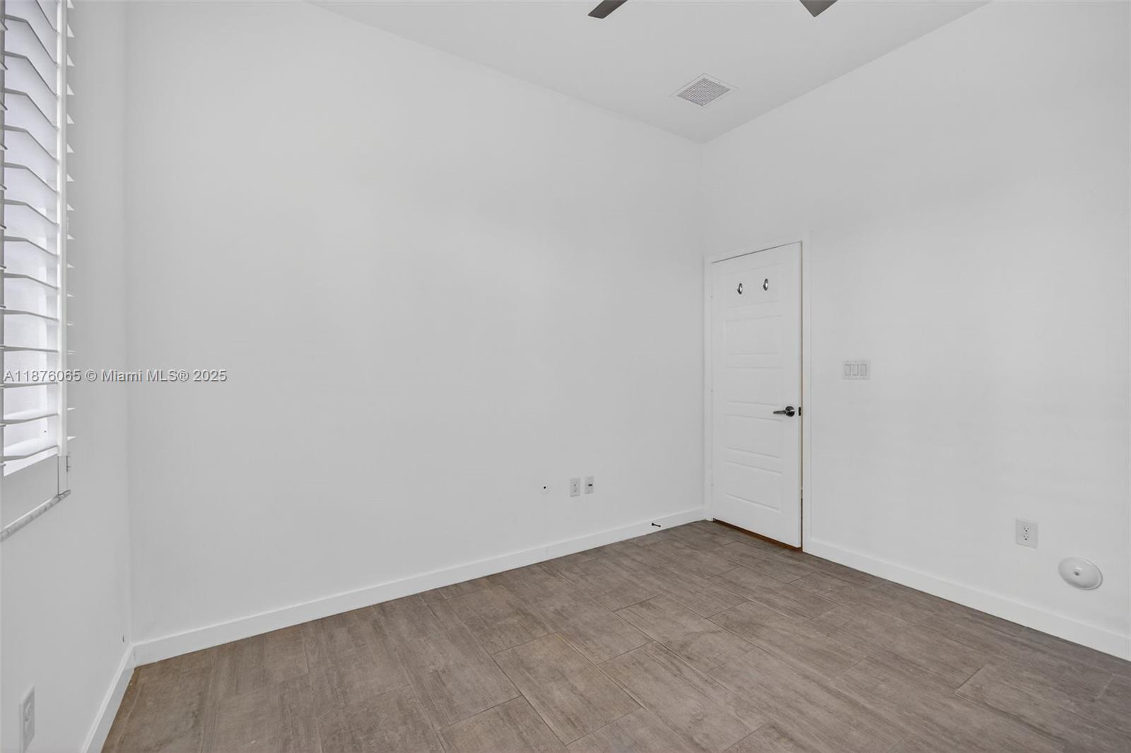 VENETIAN PARC - Residential