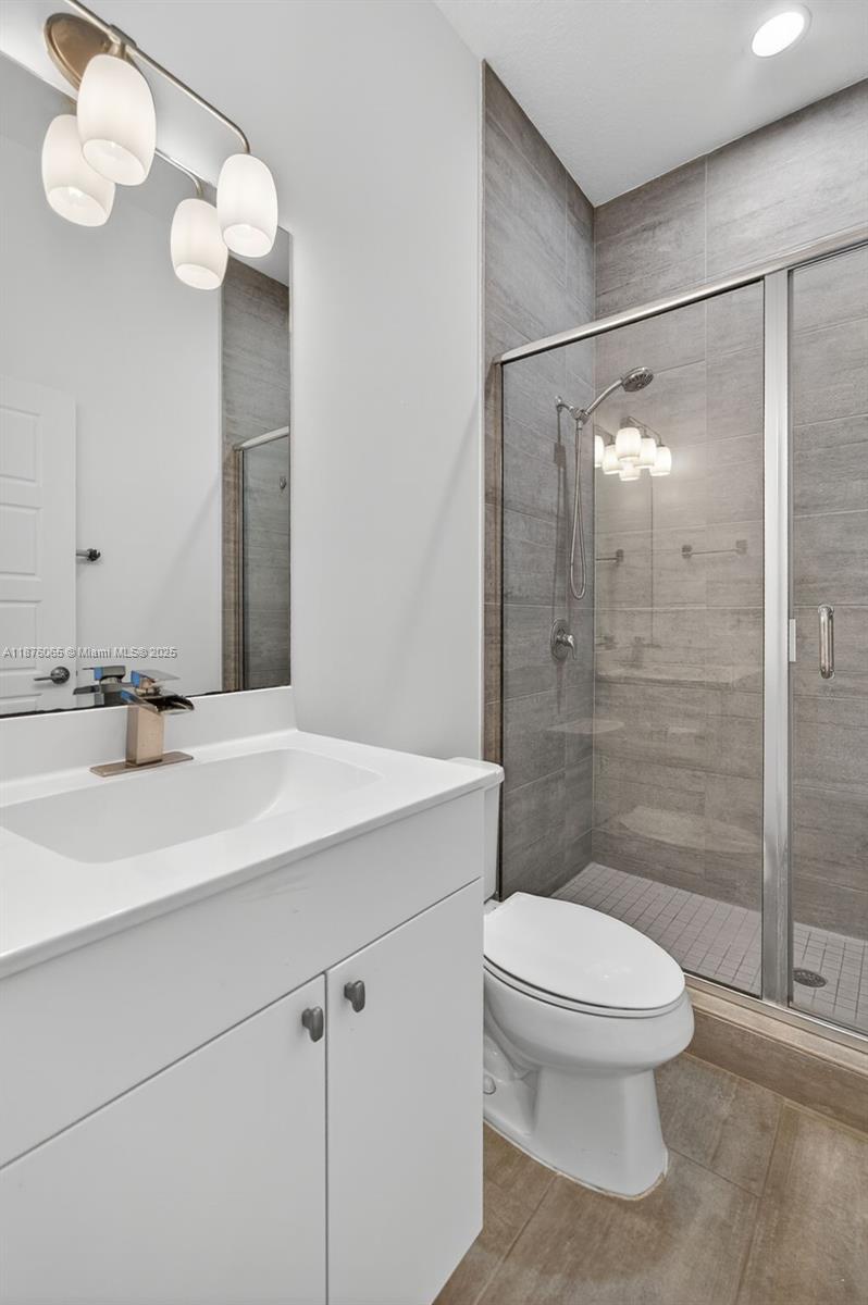 VENETIAN PARC - Residential