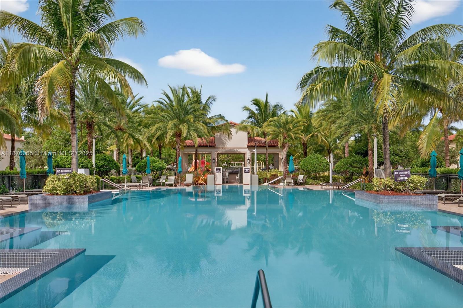 VENETIAN PARC - Residential