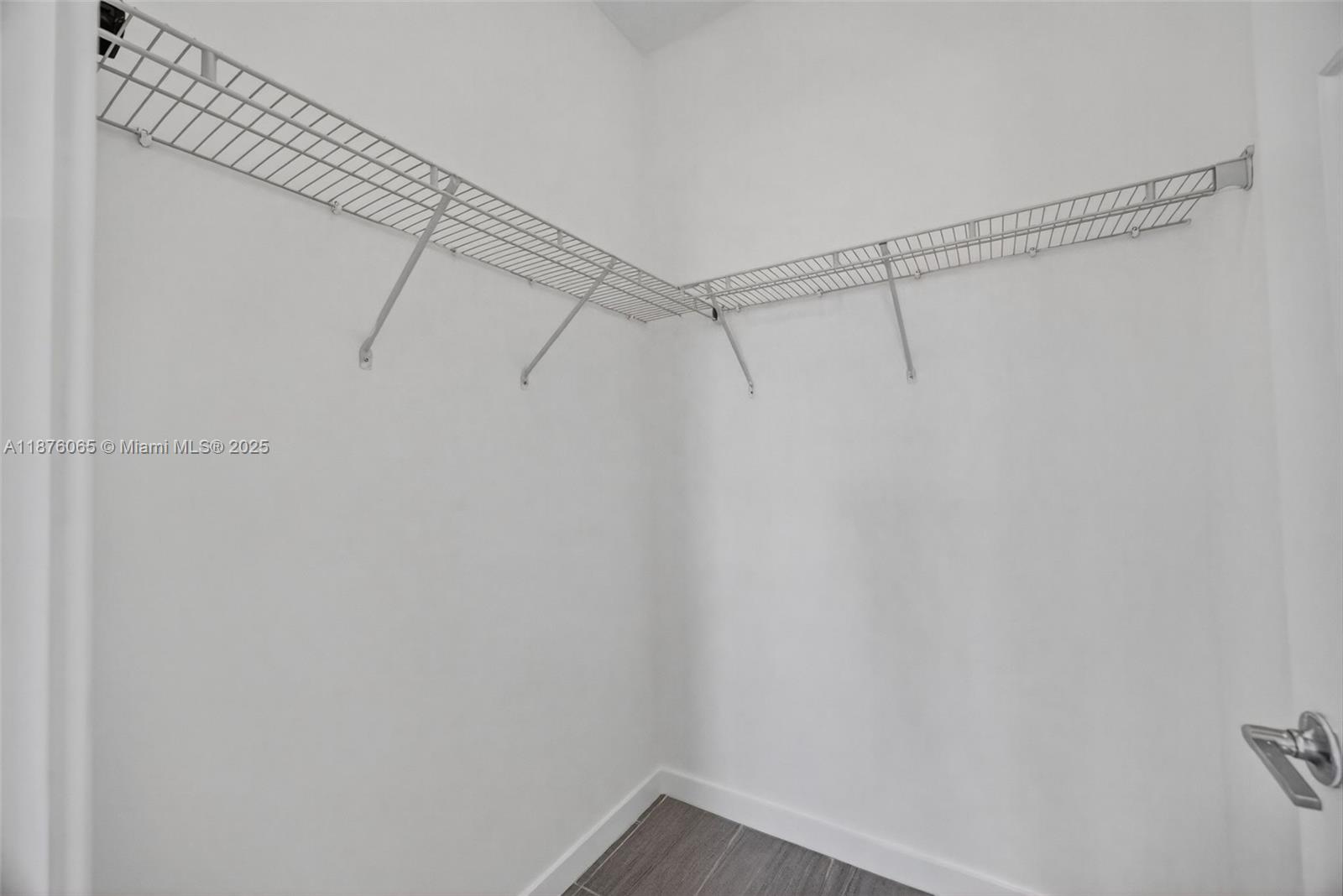 VENETIAN PARC - Residential