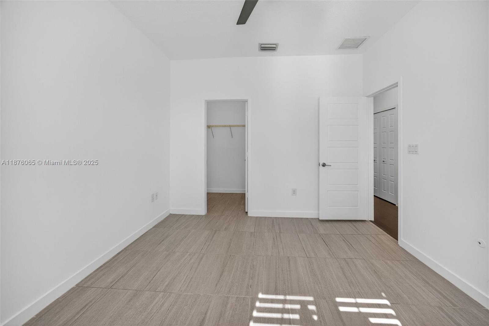 VENETIAN PARC - Residential