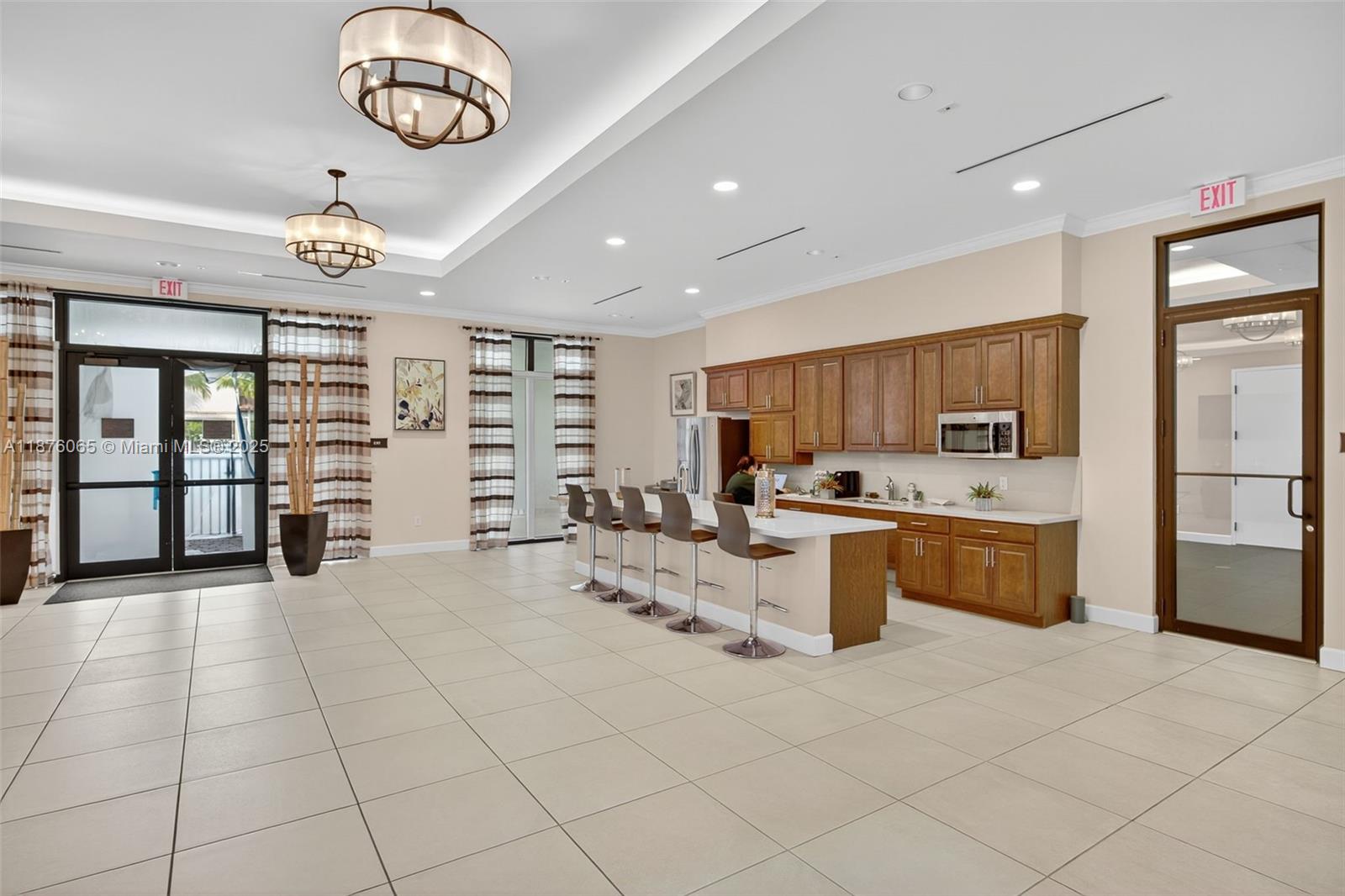 VENETIAN PARC - Residential