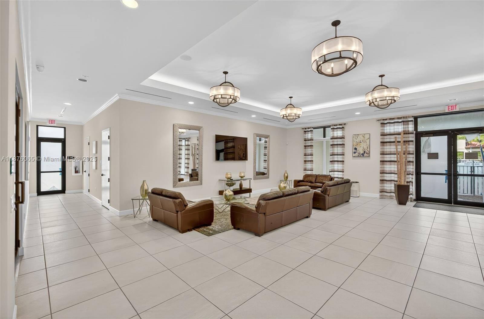 VENETIAN PARC - Residential