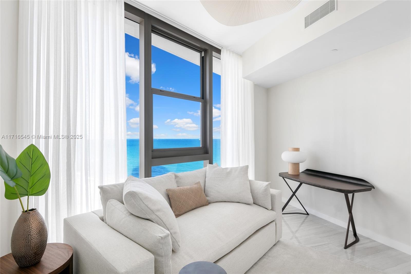Armani - Residential