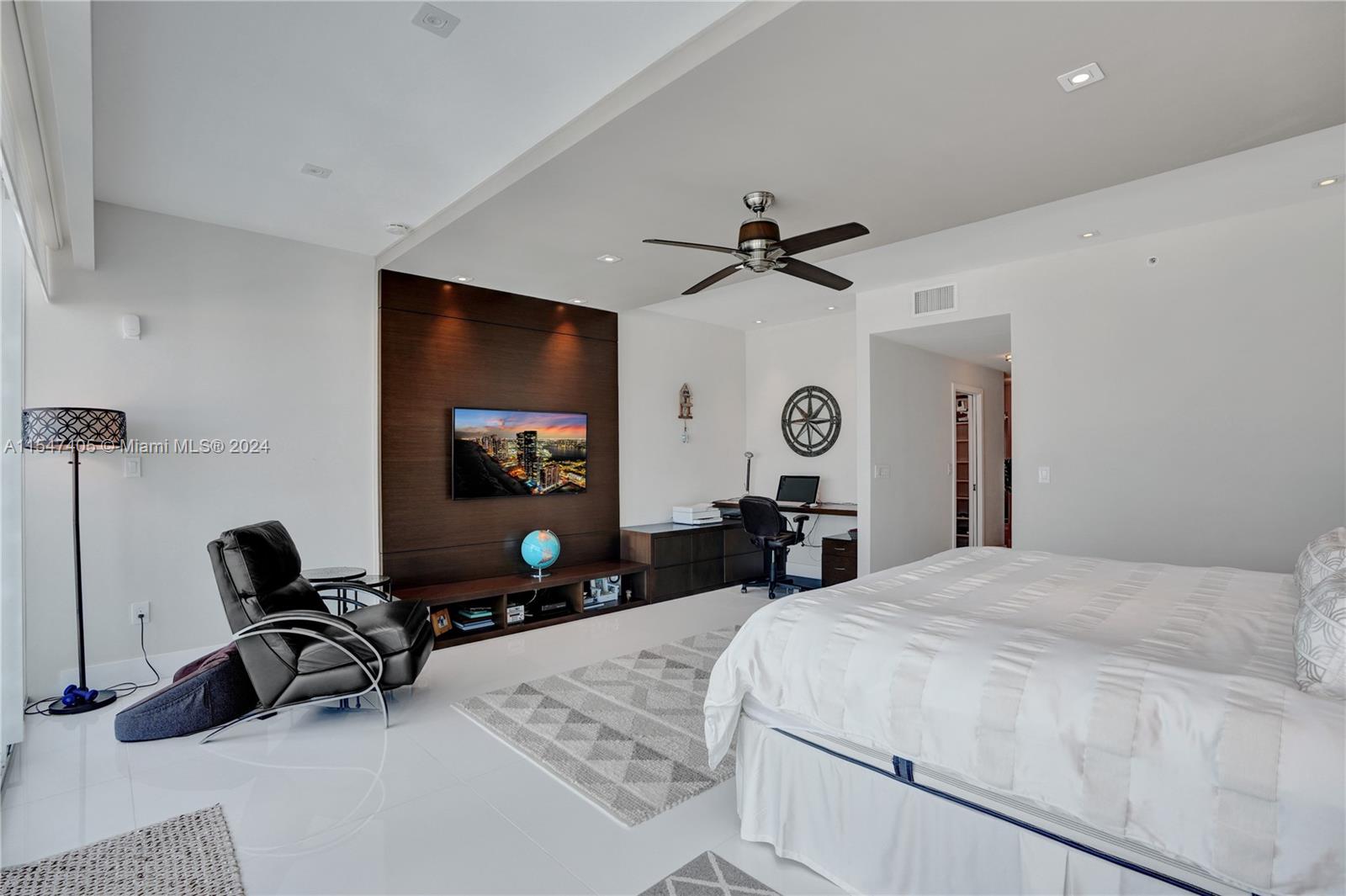 The Palace at Bal Harbour - Residential