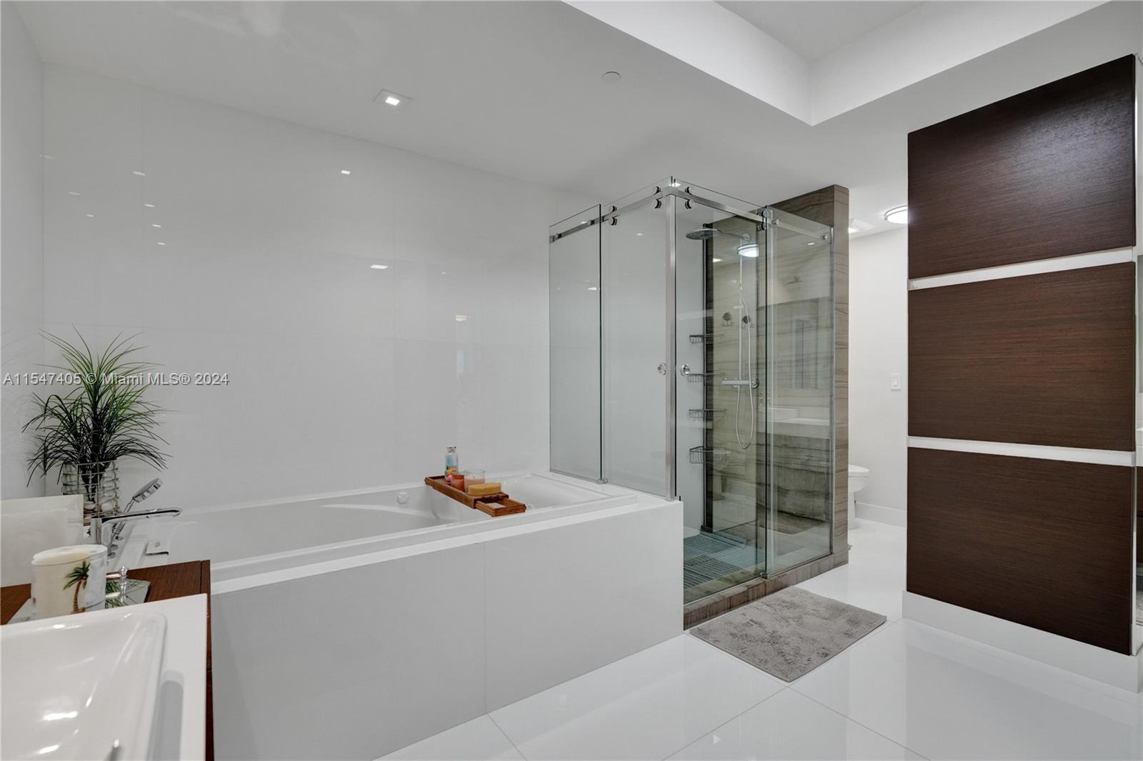 The Palace at Bal Harbour - Residential