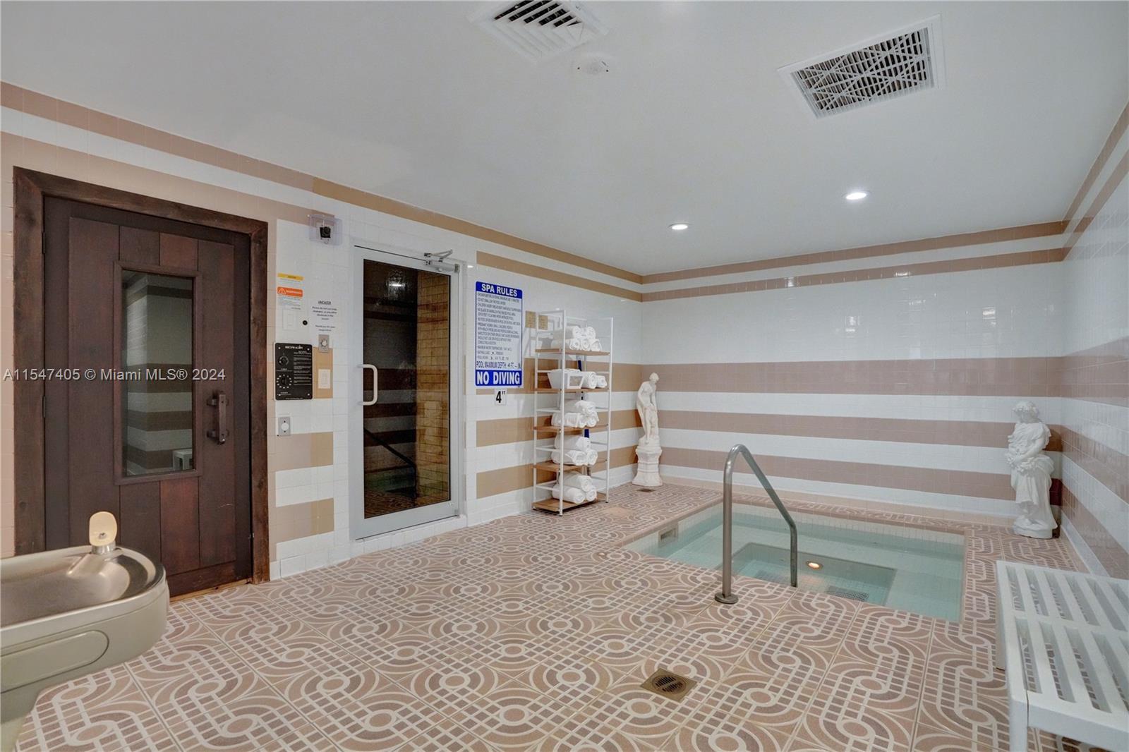 The Palace at Bal Harbour - Residential