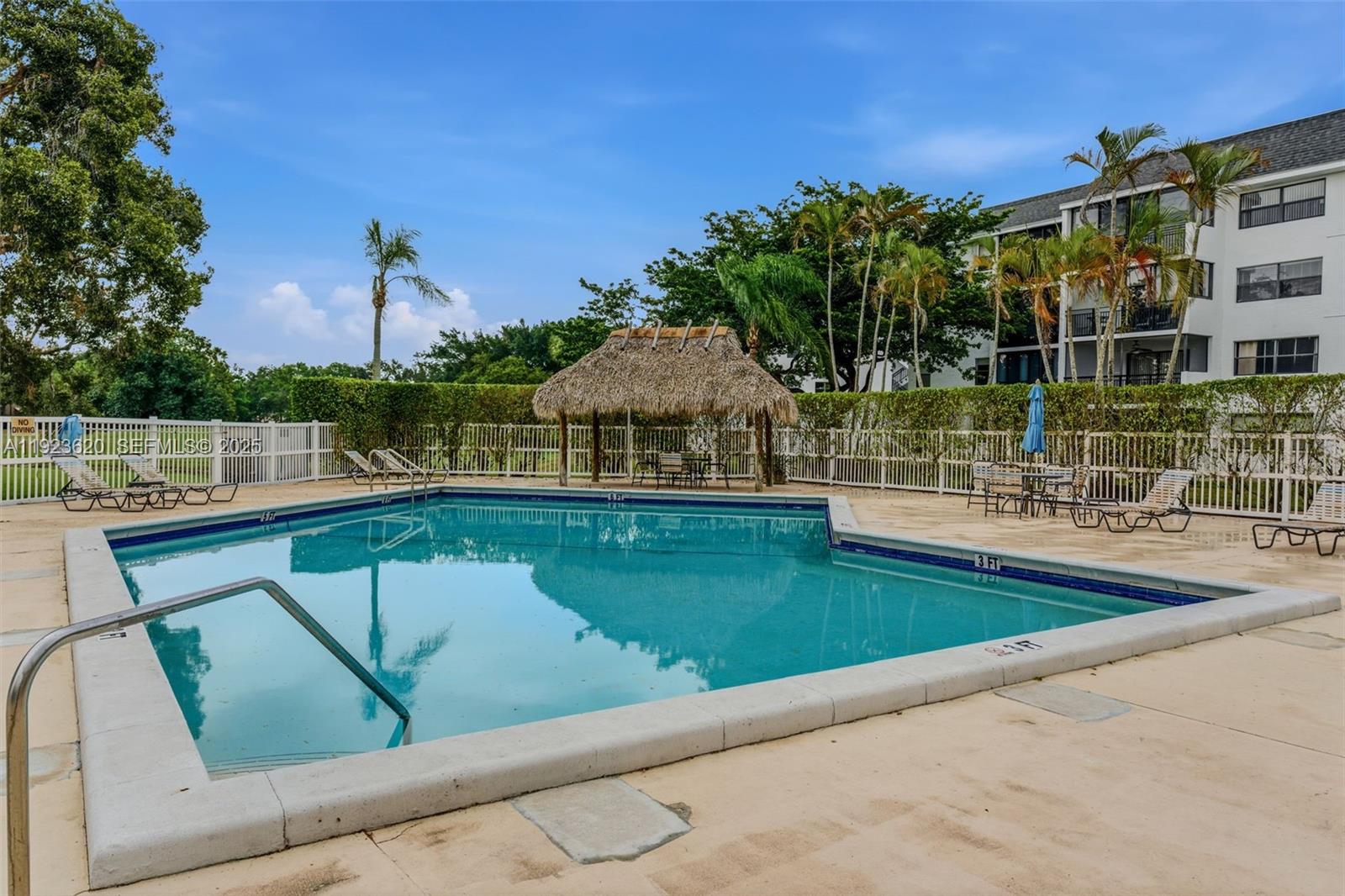 FAIRWAYS AT BONAVENTURE C - Residential