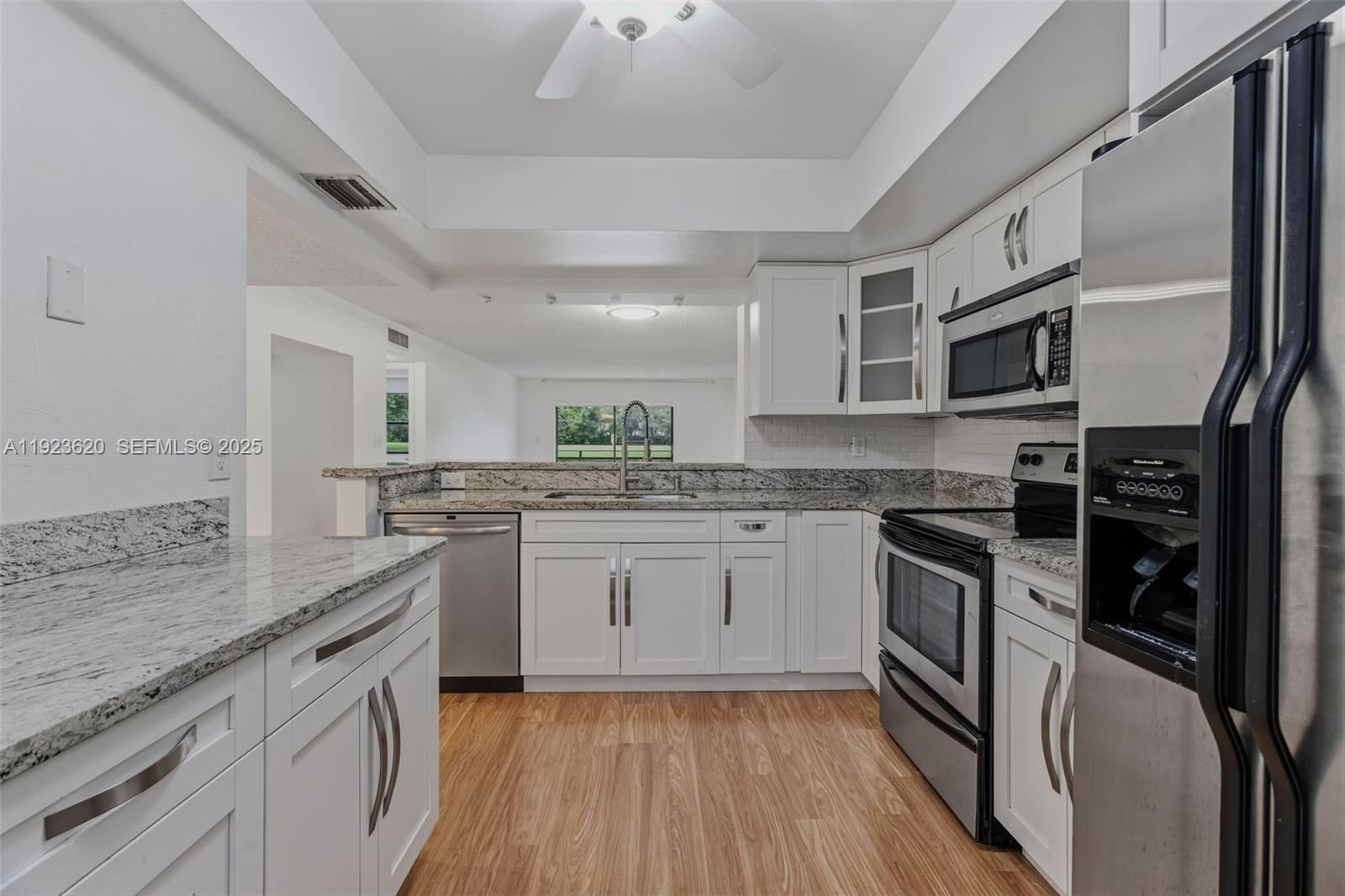 FAIRWAYS AT BONAVENTURE C - Residential