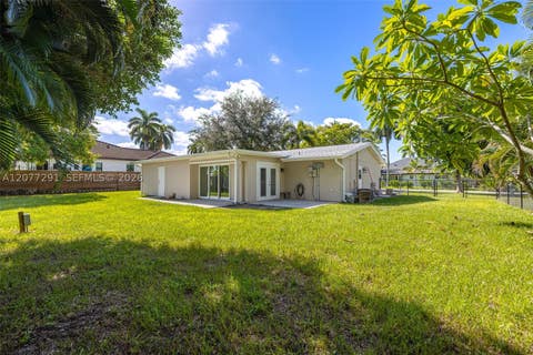 Tiny photo for 1223 Biltmore Dr, Fort Myers, FL 33901 (MLS # A12077291)