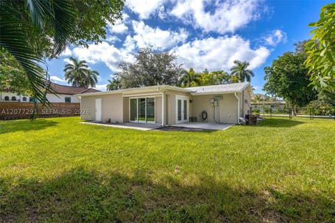 Tiny photo for 1223 Biltmore Dr, Fort Myers, FL 33901 (MLS # A12077291)