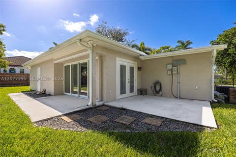 Tiny photo for 1223 Biltmore Dr, Fort Myers, FL 33901 (MLS # A12077291)