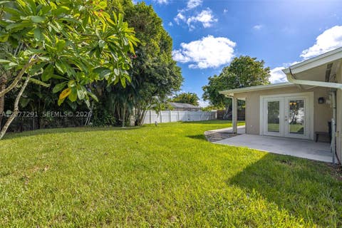 Tiny photo for 1223 Biltmore Dr, Fort Myers, FL 33901 (MLS # A12077291)