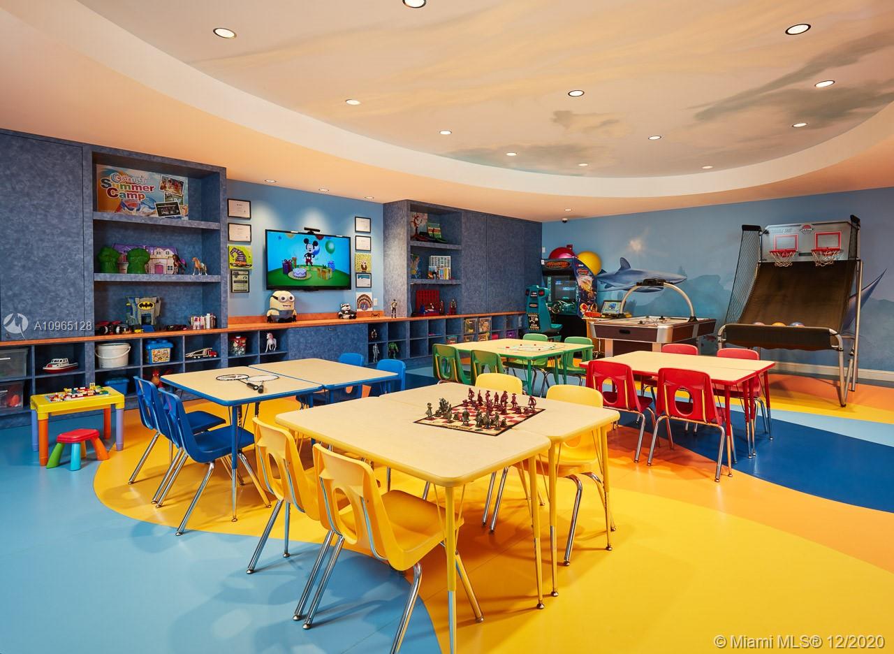 Admirals Cove - Residential