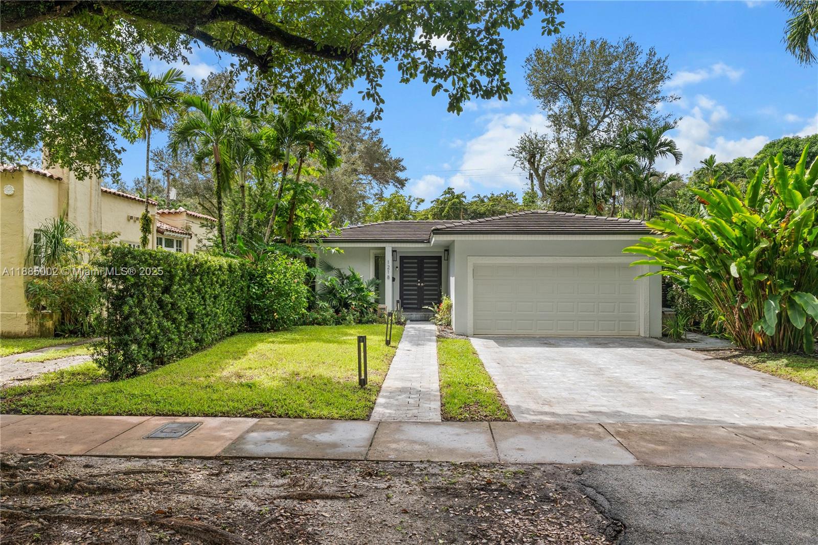 CORAL GABLES SEC E - Residential