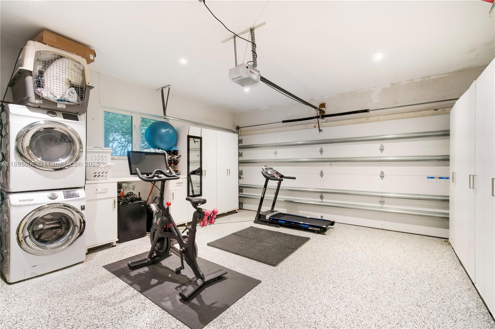 CORAL GABLES SEC E - Residential
