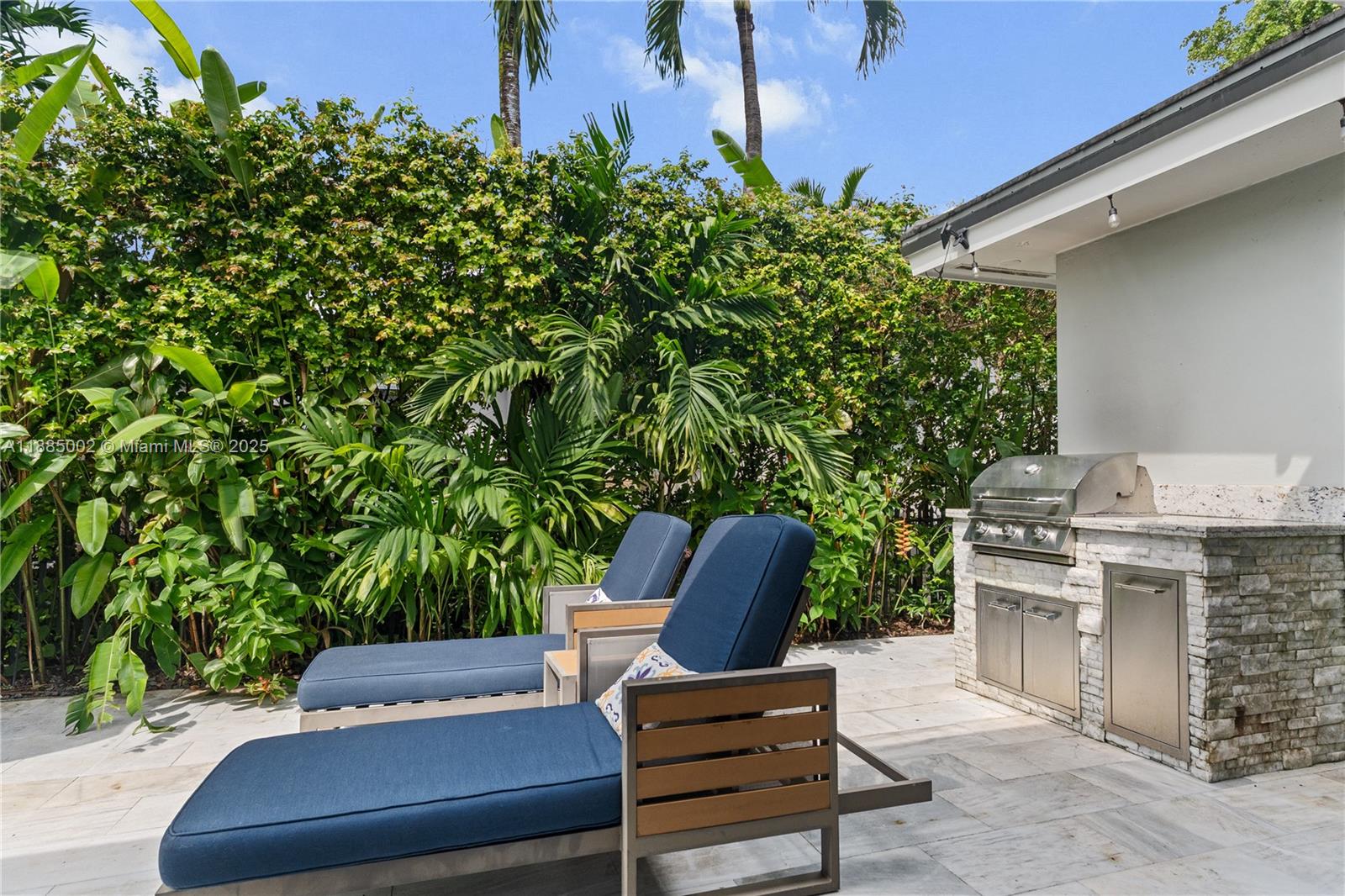 CORAL GABLES SEC E - Residential