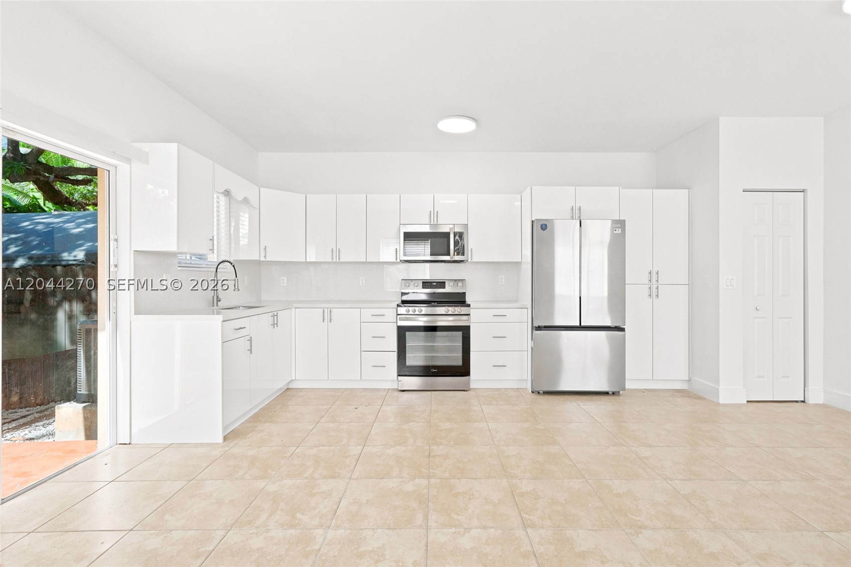 145 NE 60th St 145