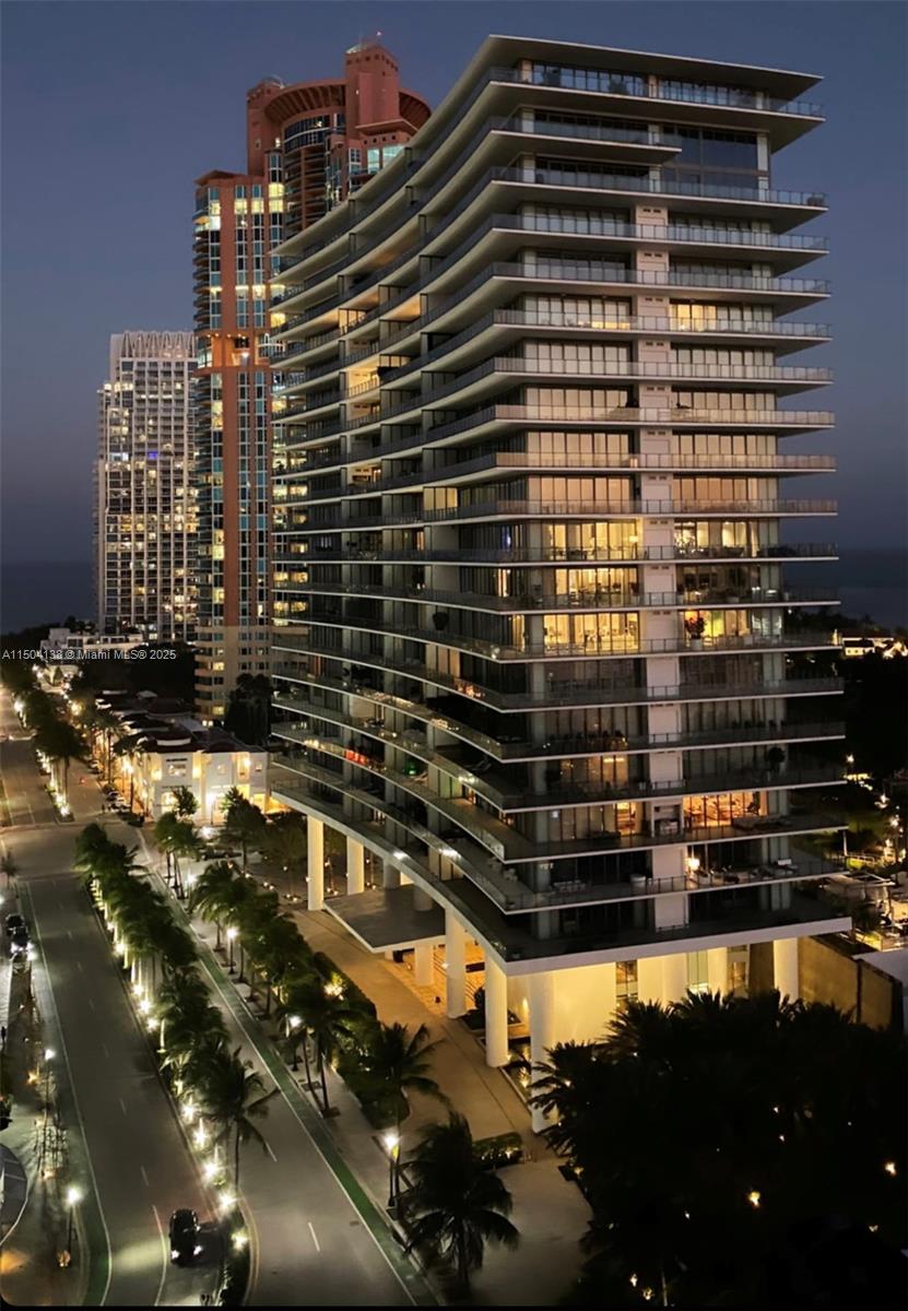 APOGEE CONDO - Residential