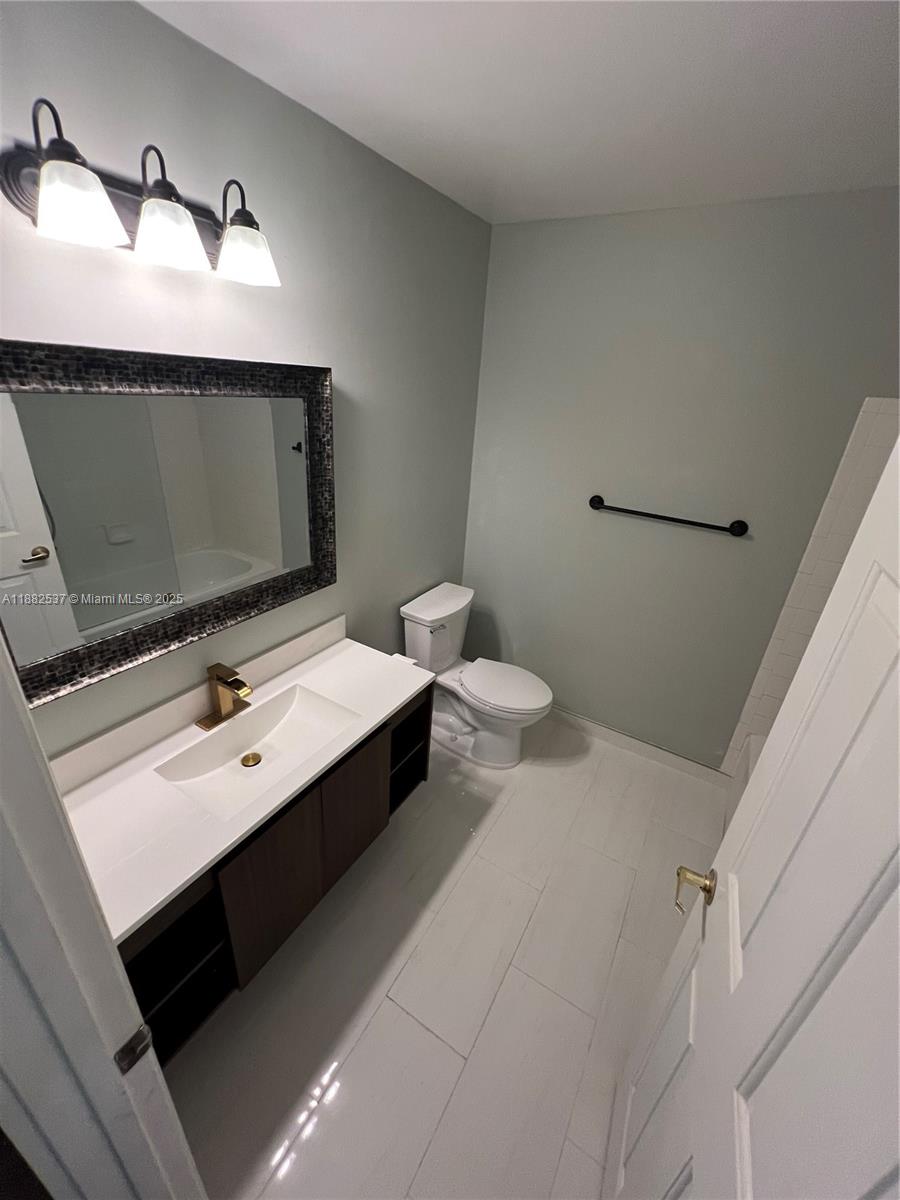 HEATHERWOOD CONDO - Residential Lease