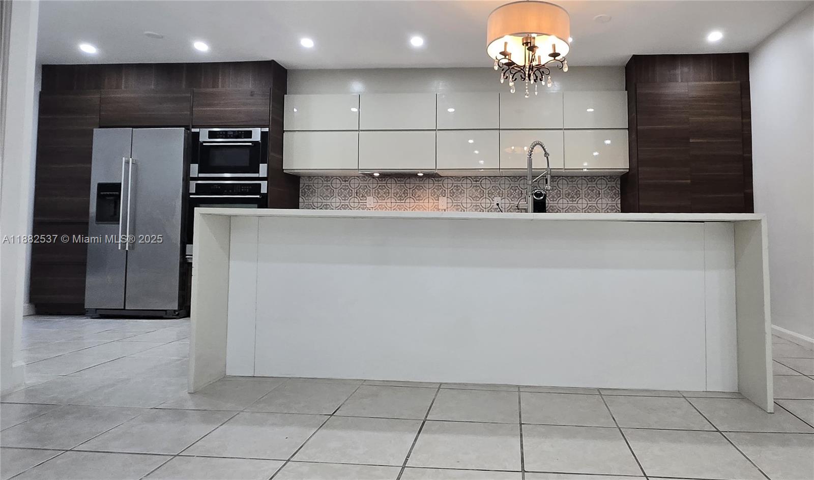 HEATHERWOOD CONDO - Residential Lease