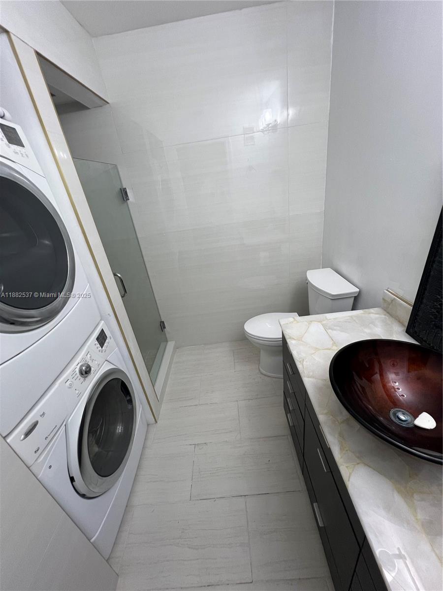 HEATHERWOOD CONDO - Residential Lease