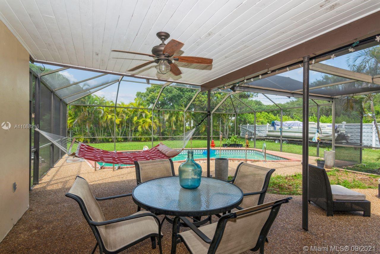 SANDYS ESTATES - Residential